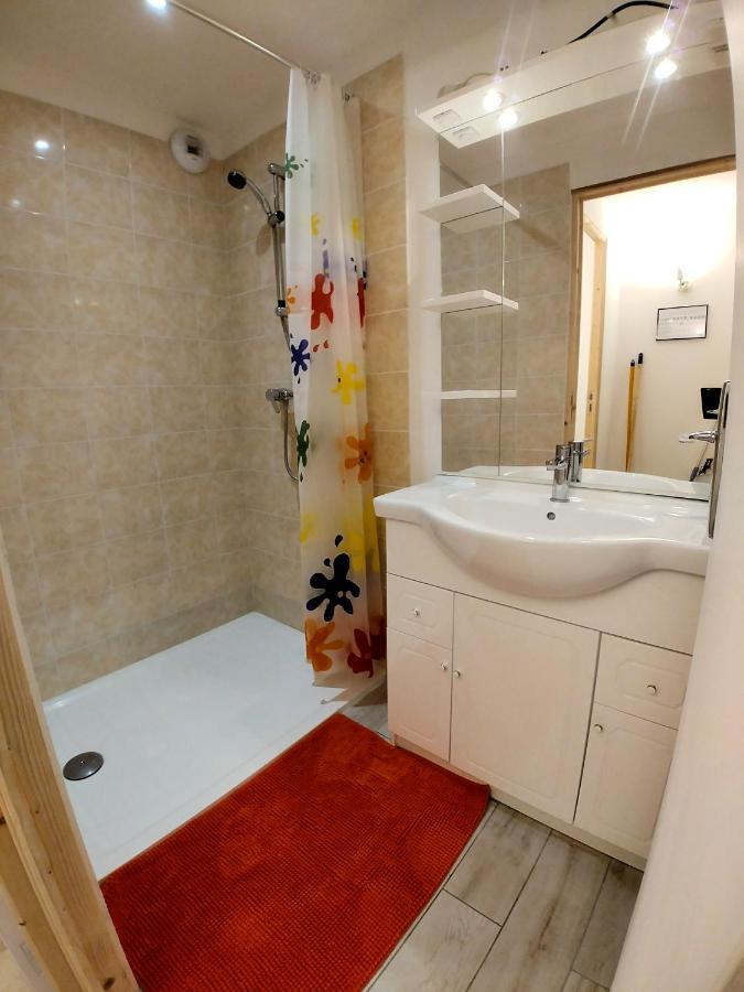 Hostel Les Cordees Liees Albi Kültér fotó
